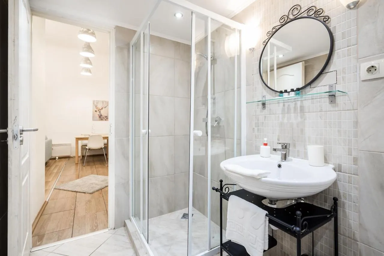 Colorwave Design Apartment Budapest 0*,