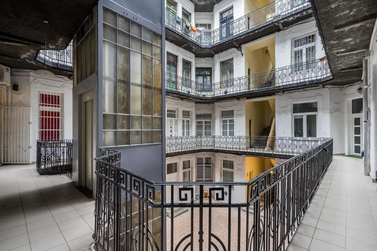 Colorwave Design Apartment Budapest Hungary